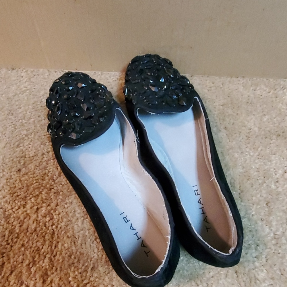 Tahari cleo black beads loafer